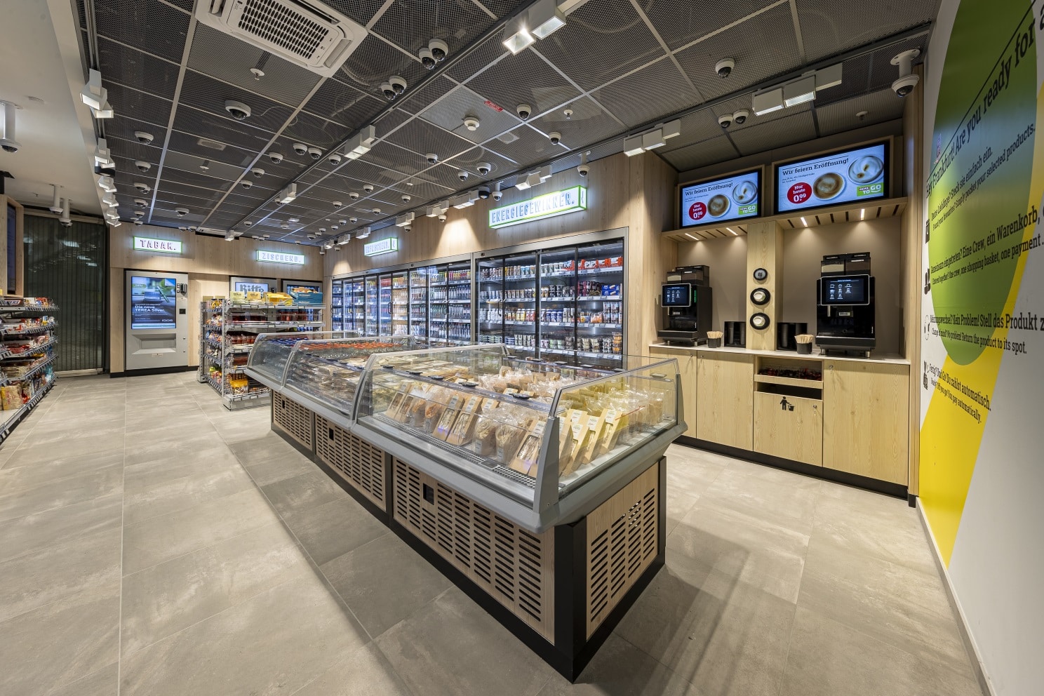 rewe-to-go_frankfurt-flughafen-innen_c_lekkerland-christian-christes_web