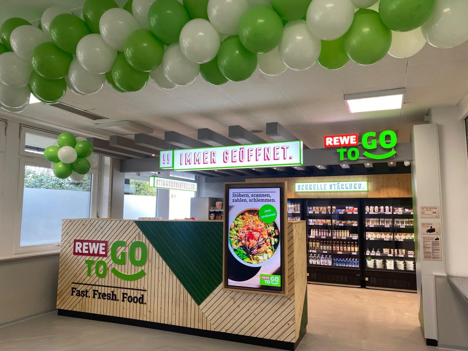 Smart Kiosk Lösung REWE To Go Schön Klinik Düsseldorf